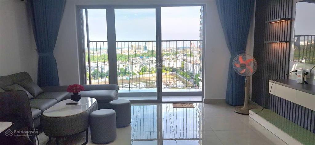 Cho thuê căn hộ 2pn diện tích to nhất the minato residence. ban công và phòng khách siêu rộng.
