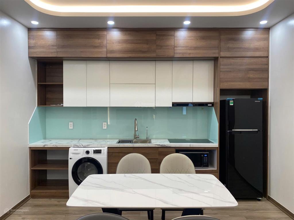 Cho thuê căn hộ 2pn 2wc mới hoàn thiện. căn góc diện tích to. free tiện ích vinhomes. 0388 181 ***