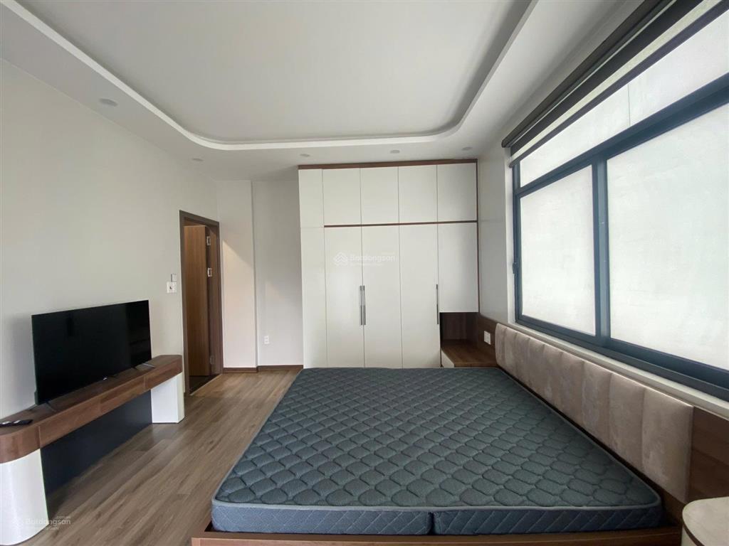 Cho thuê căn hộ 2pn 2wc mới hoàn thiện. căn góc diện tích to. free tiện ích vinhomes. 0388 181 ***