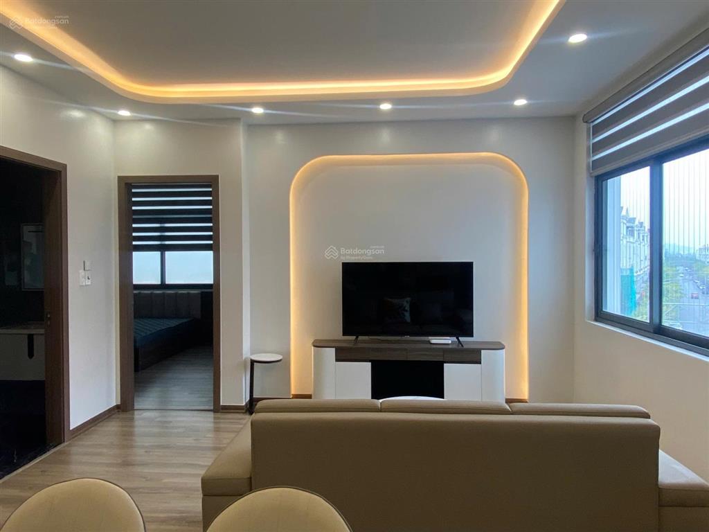 Cho thuê căn hộ 2pn 2wc mới hoàn thiện. căn góc diện tích to. free tiện ích vinhomes. 0388 181 ***