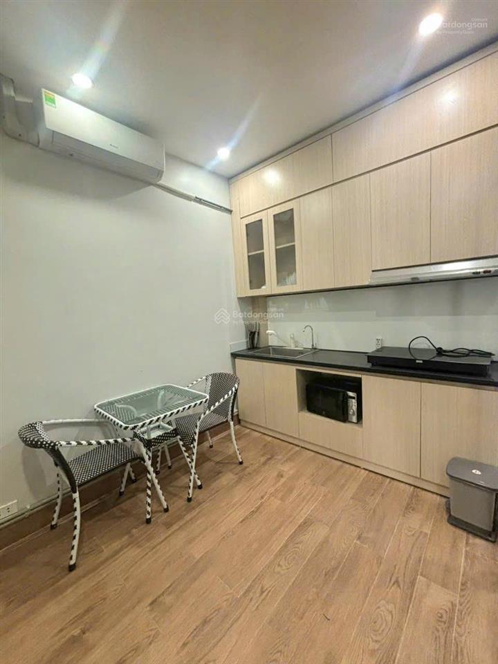 Cho thuê căn hộ 1 phòng ngủ tách bếp giá chỉ 6,5tr/tháng. khu dân cư an toàn, bảo vệ nhiều lớp
