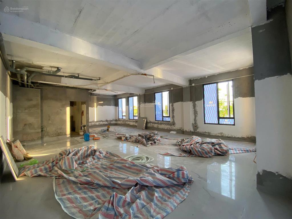 Cho thuê mb tầng 1 & 2 bt góc 2 mặt tiền siêu vip vinhomes vũ yên, sẵn lối đi riêng, căn hộ dịch vụ