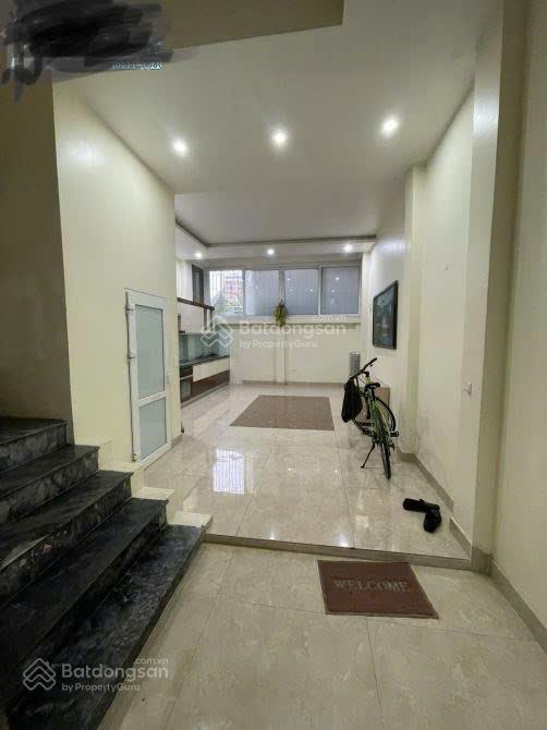 Cho thuê nhà 4 phòng ngủ  4 vệ sinh khép kín đường hoàng thế thiện. t1 rộng phù hợp làm văn phòng