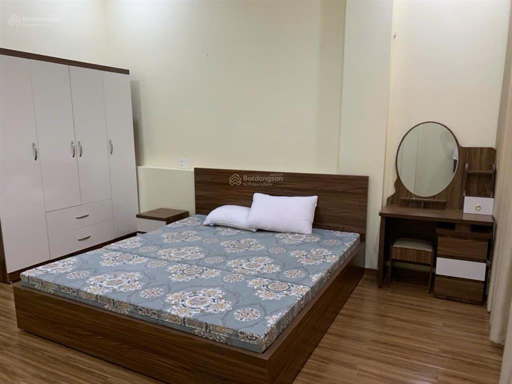 Cho thuê nhà 4 phòng ngủ  4 vệ sinh khép kín đường hoàng thế thiện. t1 rộng phù hợp làm văn phòng