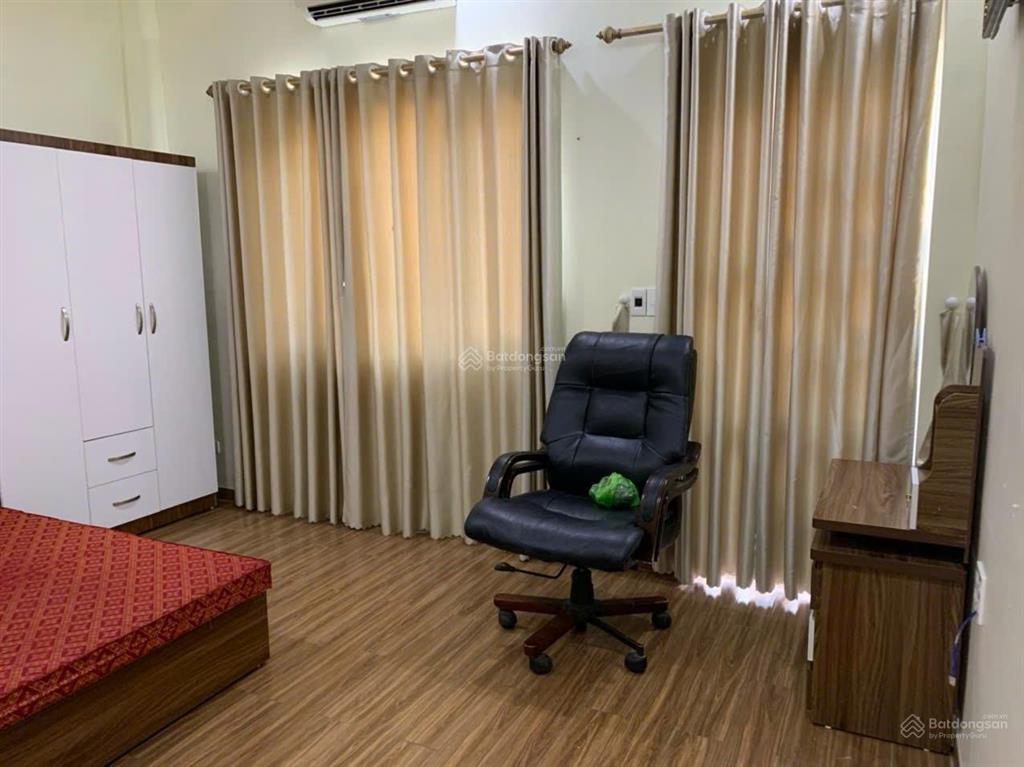 Cho thuê nhà 4 phòng ngủ  4 vệ sinh khép kín đường hoàng thế thiện. t1 rộng phù hợp làm văn phòng