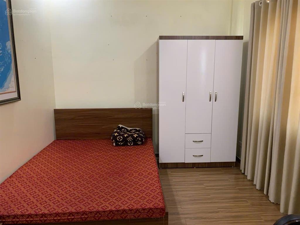 Cho thuê nhà 4 phòng ngủ  4 vệ sinh khép kín đường hoàng thế thiện. t1 rộng phù hợp làm văn phòng
