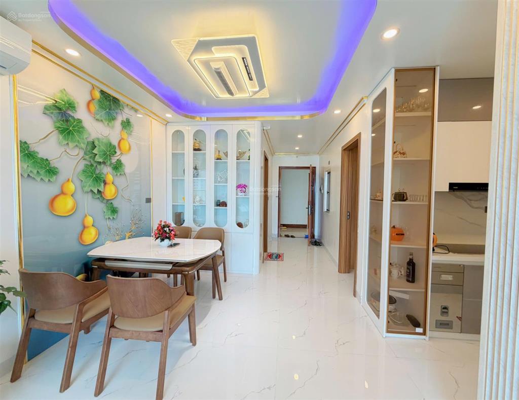 Cần bán căn cc new life 2 phòng ngủ 2 vệ sinh, view biển, giá 2 tỷ 700 nội thất xịn, diện tích 76m2