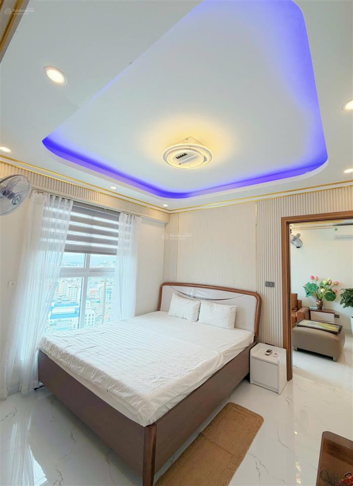 Cần bán căn cc new life 2 phòng ngủ 2 vệ sinh, view biển, giá 2 tỷ 700 nội thất xịn, diện tích 76m2