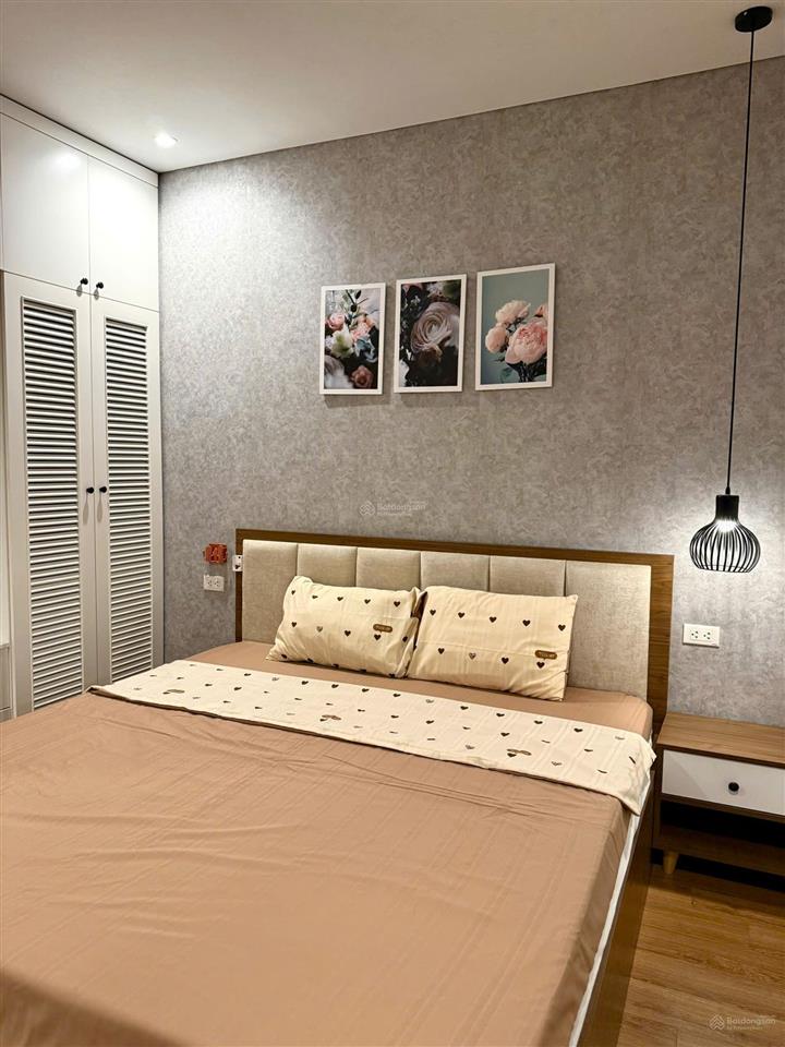 Cần bán căn 2pn 2vs cc bim 30 tầng mặt đường hoàng quốc việt, nội thất trẻ đẹp nhà mới giá 2tỷ700