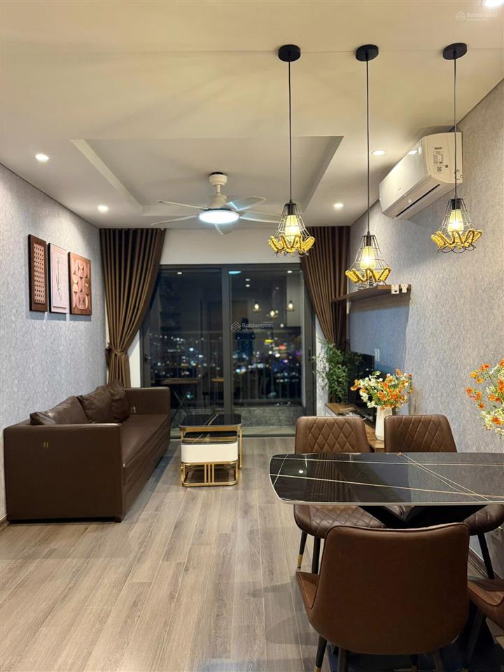 Cần bán căn 2pn 2vs cc bim 30 tầng mặt đường hoàng quốc việt, nội thất trẻ đẹp nhà mới giá 2tỷ700