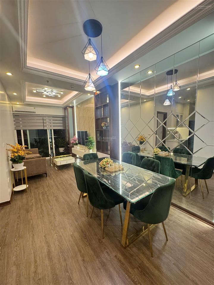 Cần bán căn 2pn  2vs cc bim 17 tầng tại trung tâm bãi cháy 76m2 giá nội thất xịn, giá 1tỷ780