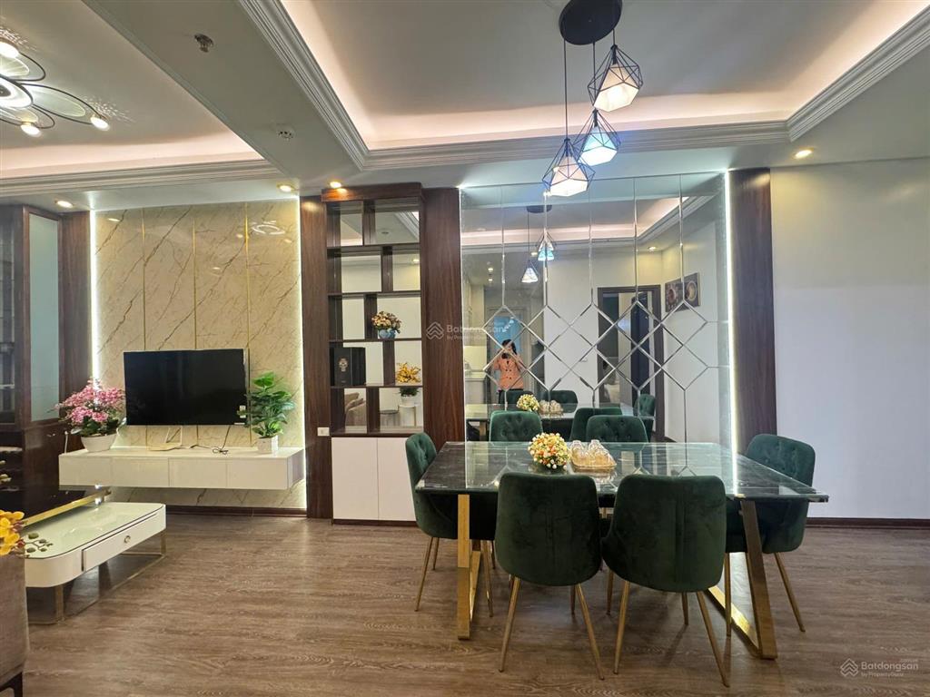 Cần bán căn 2pn  2vs cc bim 17 tầng tại trung tâm bãi cháy 76m2 giá nội thất xịn, giá 1tỷ780