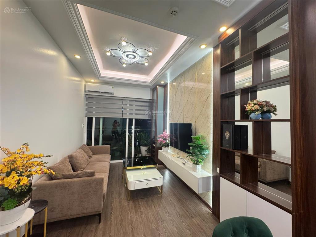 Cần bán căn 2pn  2vs cc bim 17 tầng tại trung tâm bãi cháy 76m2 giá nội thất xịn, giá 1tỷ780