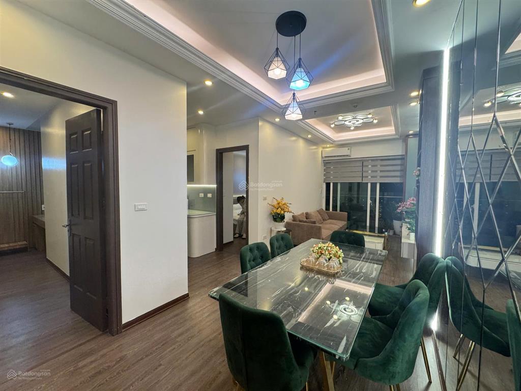 Cần bán căn 2pn  2vs cc bim 17 tầng tại trung tâm bãi cháy 76m2 giá nội thất xịn, giá 1tỷ780