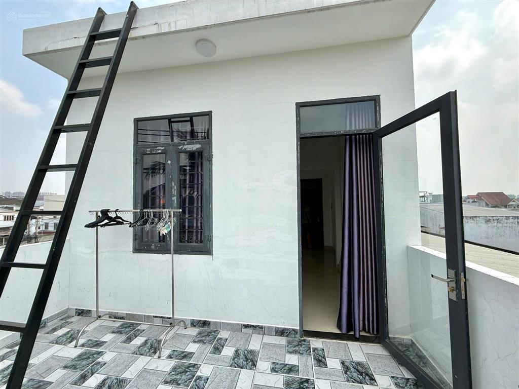 Nhà 1 trệt 2 lầu 3pn+3wc shr đường nguyễn duy trinh