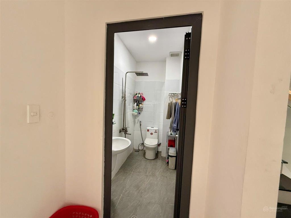 Nhà 1 trệt 2 lầu 3pn+3wc shr đường nguyễn duy trinh