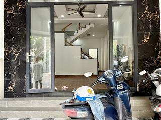 Nhà 1 trệt 2 lầu 3pn+3wc shr đường nguyễn duy trinh