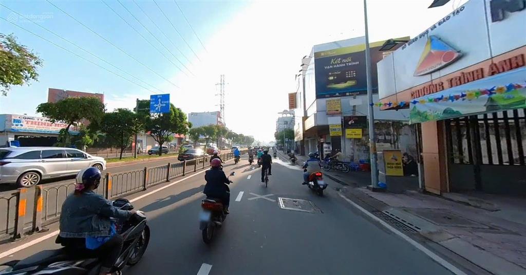 Bán ngay tòa nhà mặt tiền lam sơn ngay sân bay ( ngang 10x22m) 7 tầng hđt 250 tr/th giá chỉ 89 tỷ