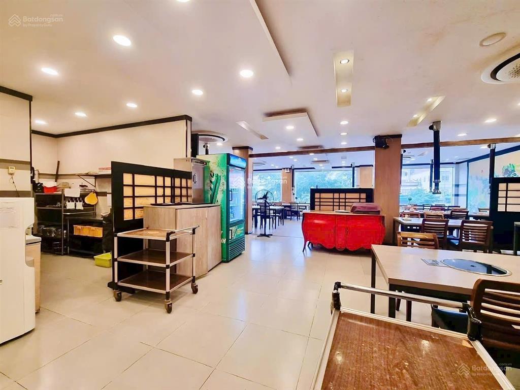 Siêu vị trí mặt tiền nguyễn trãi ngay vòng xoay cống quỳnhhầm 5 tầngdt5x18mhđt130trgiá 50 tỷ