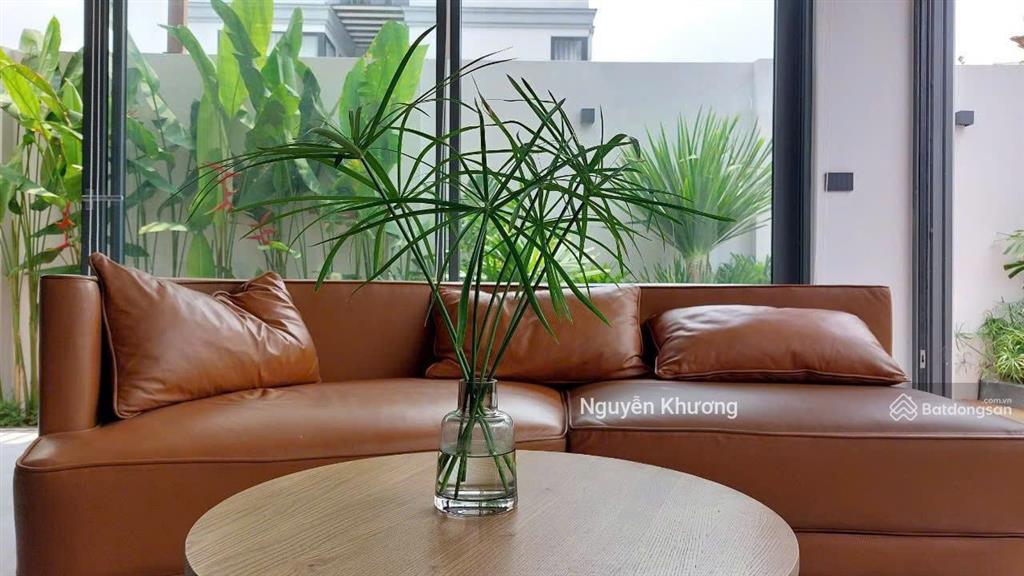 Siêu phẩm khan hiếm góc 2 mặt tiền trần não, an khánh (dt 15x15.5m) 3 tầng  giá 60 tỷ