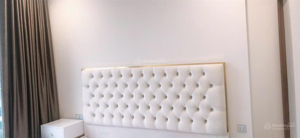 Cho thuê căn hộ 3pn . giá 18 triệu . full đồ . vào ở luôn . đầy đủ tiện ích .   0982 623 ***