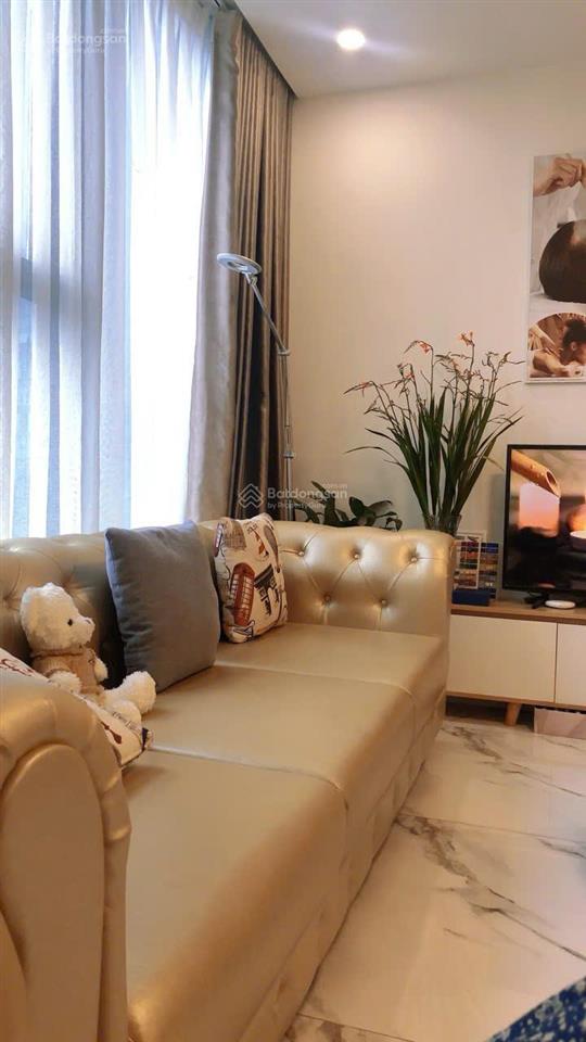 Cho thuê căn hộ 3pn . giá 19 triệu . full đồ . vào ở luôn . đầy đủ tiện ích .   0982 623 ***