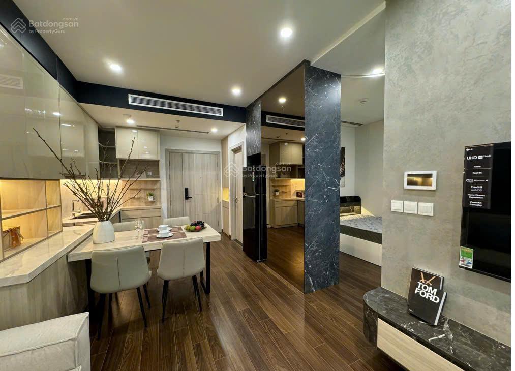 Cho thuê căn hộ hoàng thành pearl 3 phòng ngủ, 80m2, nội thất cao cấp, giá thuê chỉ 16tr/tháng