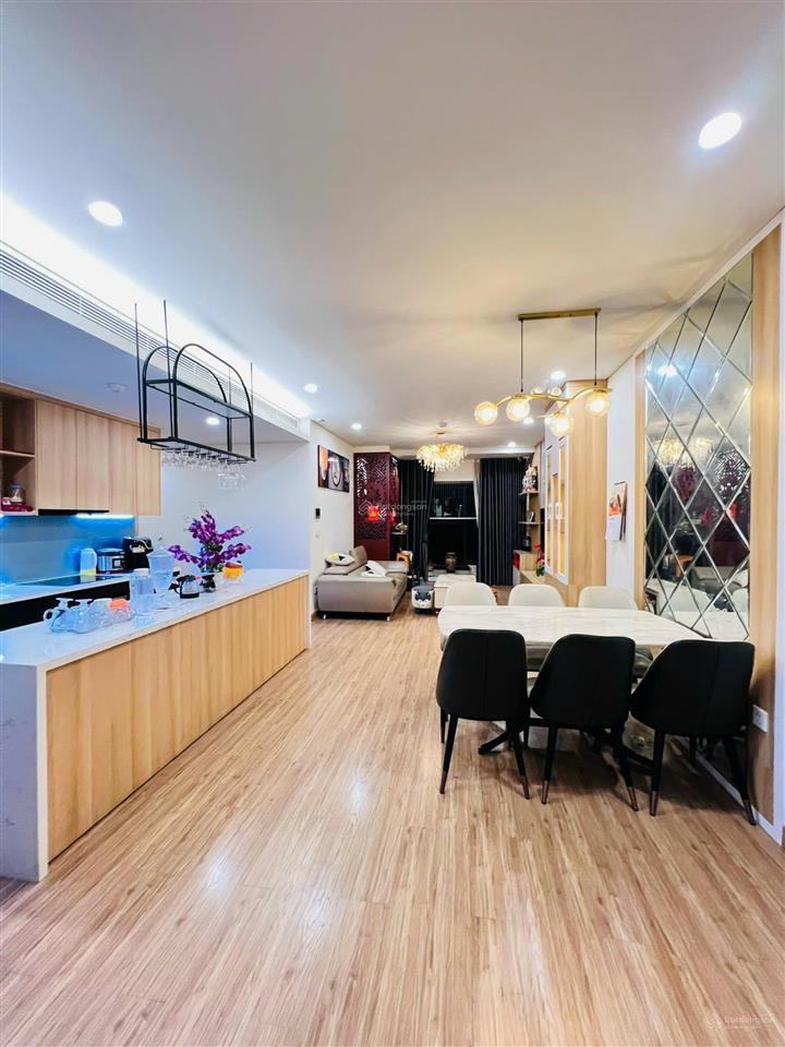 Sốc. nhỉnh 13 tỷ sở hữu ngay căn hộ cầu giấy  sky park residence. căn góc 128m2, 3pn, nhỉnh 13 tỷ