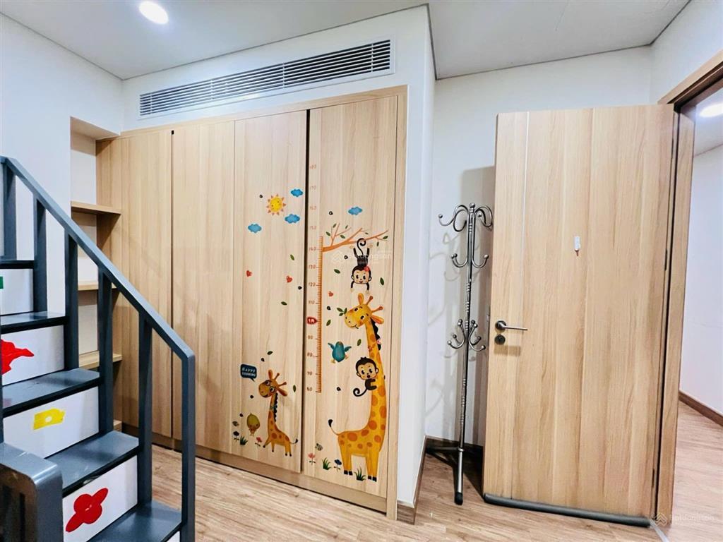 Sốc. nhỉnh 13 tỷ sở hữu ngay căn hộ cầu giấy  sky park residence. căn góc 128m2, 3pn, nhỉnh 13 tỷ