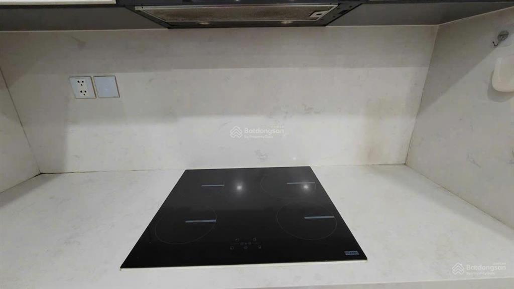 Cho thuê căn hộ mỹ đình, sunshine center, 153m2, 4pn,có slot ô tô. có thể vào ở luôn.19 triệu/tháng