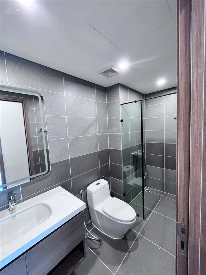 Cho thuê căn hộ hoàng thành pearl 3pn, 109m2, có slot ô tô để hầm, giá chỉ 17tr/tháng
