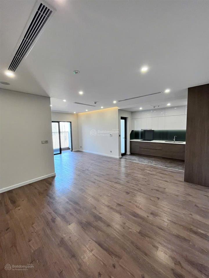 Cho thuê căn hộ hoàng thành pearl 3pn, 109m2, có slot ô tô để hầm, giá chỉ 17tr/tháng