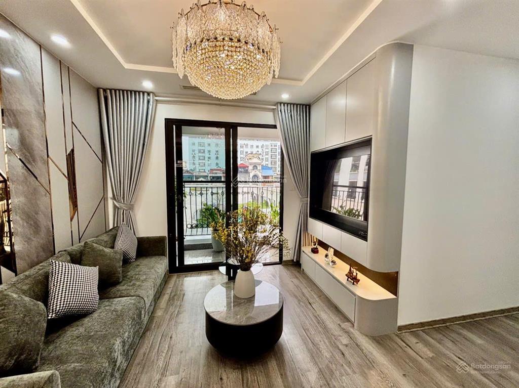 Cho thuê căn hộ florence 3pn, 85m2, căn góc, full đồ, có slot ô tô để hầm, 16tr/tháng