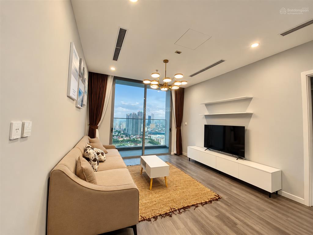 4.5 tỷ sở hữu ngay cc golden field 2pn, căn góc, 65.7m2, full đồ, ban công đông nam, có slot ô tô