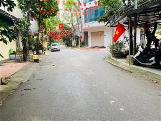 Nợ ngân hàng rất cần bán nhanh nhà cấp 4 dọc bún 1 kđt văn khê, la khê 40 m2 c4 mt 5.8 m có 12.5tỷ