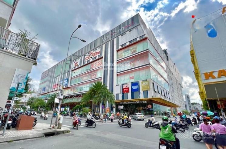 Siêu phẩm mt sư vạn hạnh, p12, q10  7m x 16m  4 tầng  hdt 100 triệu  giá chỉ 36 tỷ