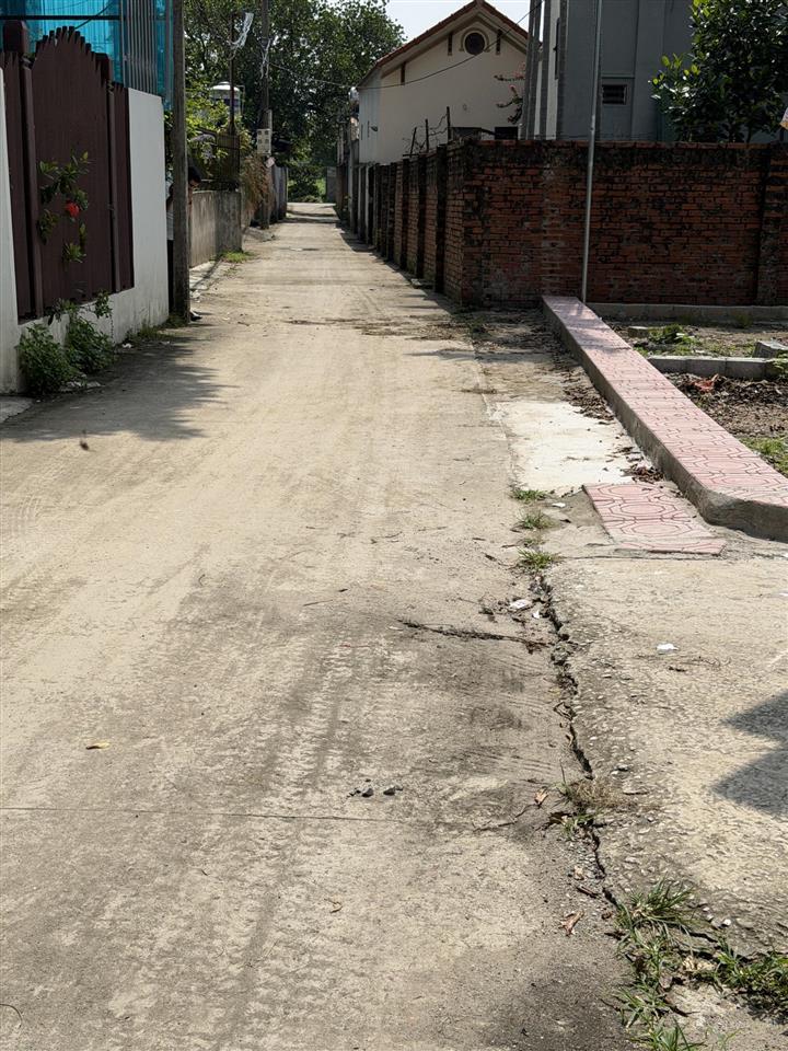 Hàng f0 mới tinh cách bến xe yên nghĩa 24km, hơn 80m2 mà giá chỉ 1,x tỷ