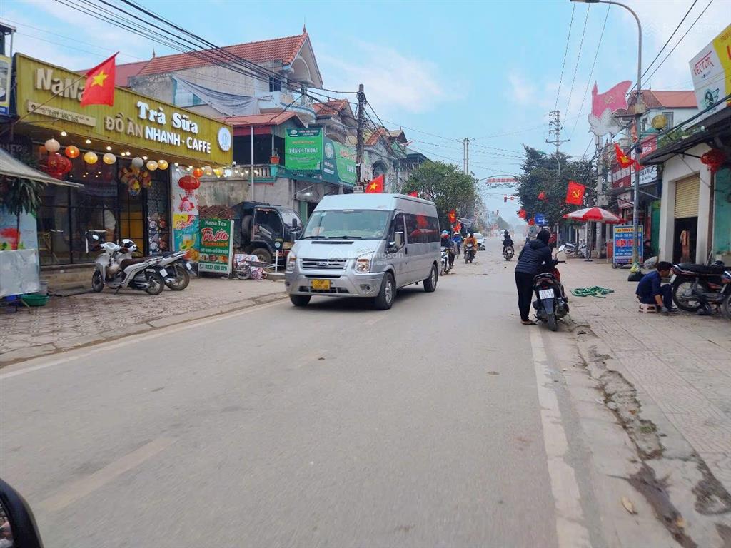 Đất hà nội 75,6m chỉ 7** triệu  sổ đỏ  ô tô vào tận đất