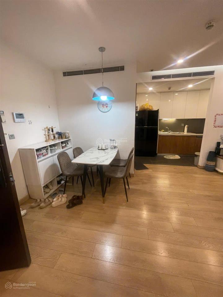 Cho thuê cc 6th element, 14 triệu, 60m2, 2pn, 2wc, siêu hot ở xuân la, tây hồ