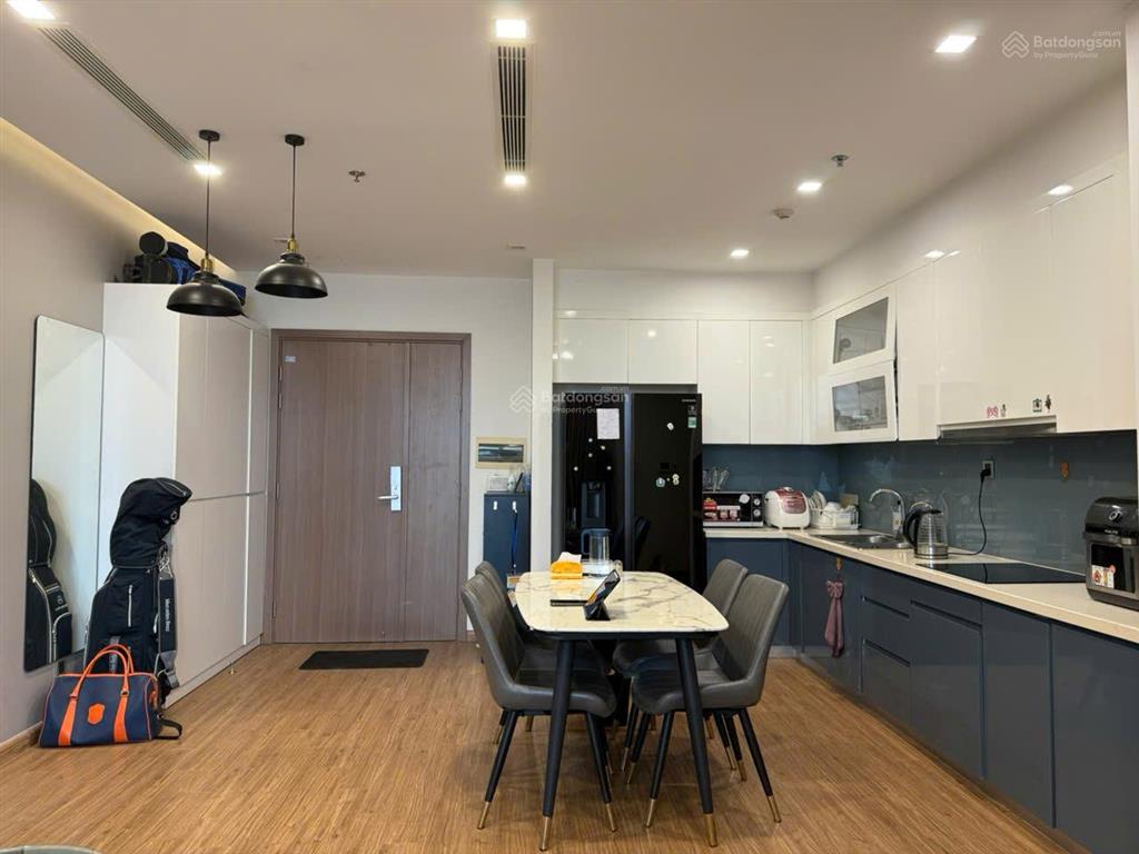 Cho thuê căn hộ 75m2, 2pn, 2wc tại vinhomes metropolis  liễu giai, giá tốt, hà nội