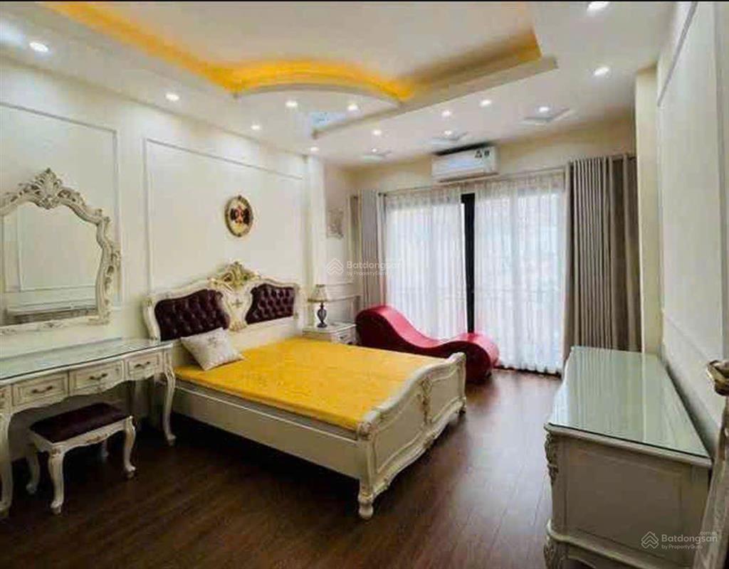 Nhà đẹp phố trạm, ngõ thông và nông, ô tô qua, 2 đầu ô tô tránh và mặt phố chỉ 15m