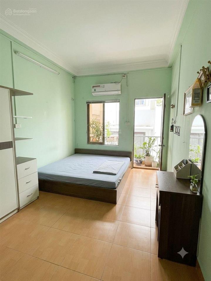 Độc, dân xây bồ đề, ngay cầu chương dương, thông mặt phố nguyễn văn cừ và lâm du giá chỉ 4.5 tỷ