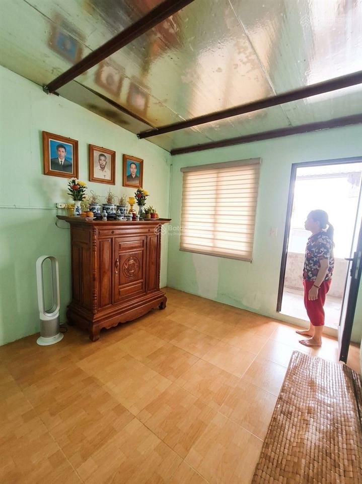 Độc, dân xây bồ đề, ngay cầu chương dương, thông mặt phố nguyễn văn cừ và lâm du giá chỉ 4.5 tỷ