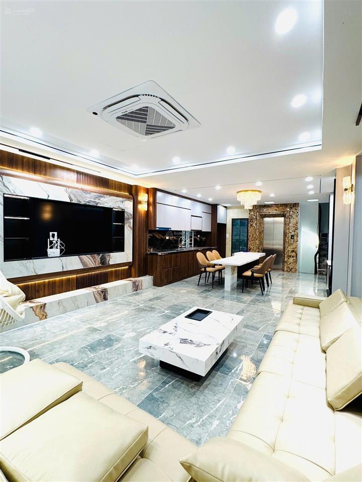 Đối diện aeon, siêu phẩm mặt ngõ, lô góc, gara 4 ô tô, giá tốt