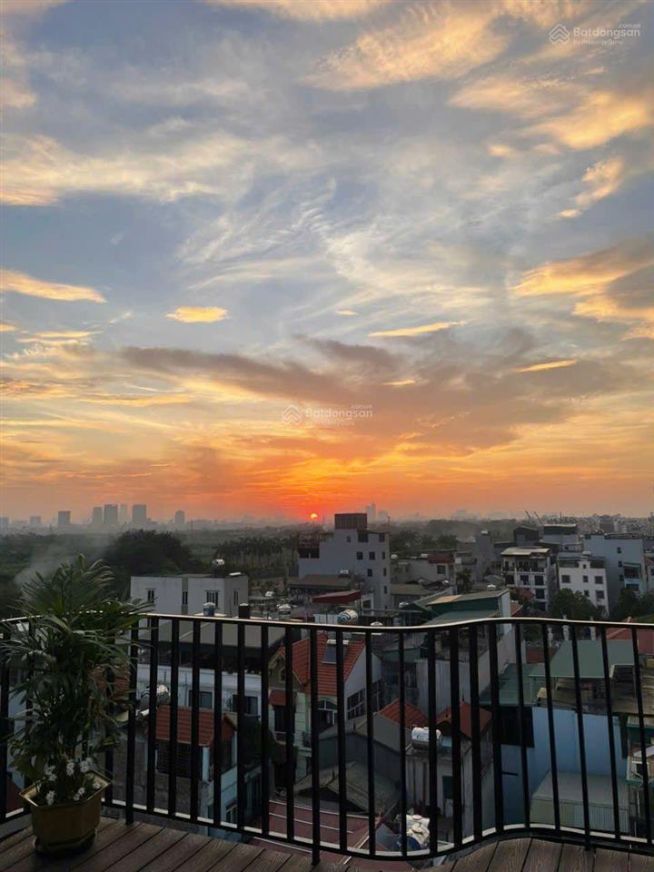 Giảm chào 2 tỷ, hỗ trợ ls 5% trong 2 năm, nhà sang lô góc, view xịn, ngõ ô tô tải thông, sát phố