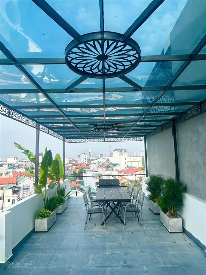 View hồ, trước nhà đường 8m, siêu phẩm 7 tầng, không gian sống xanh