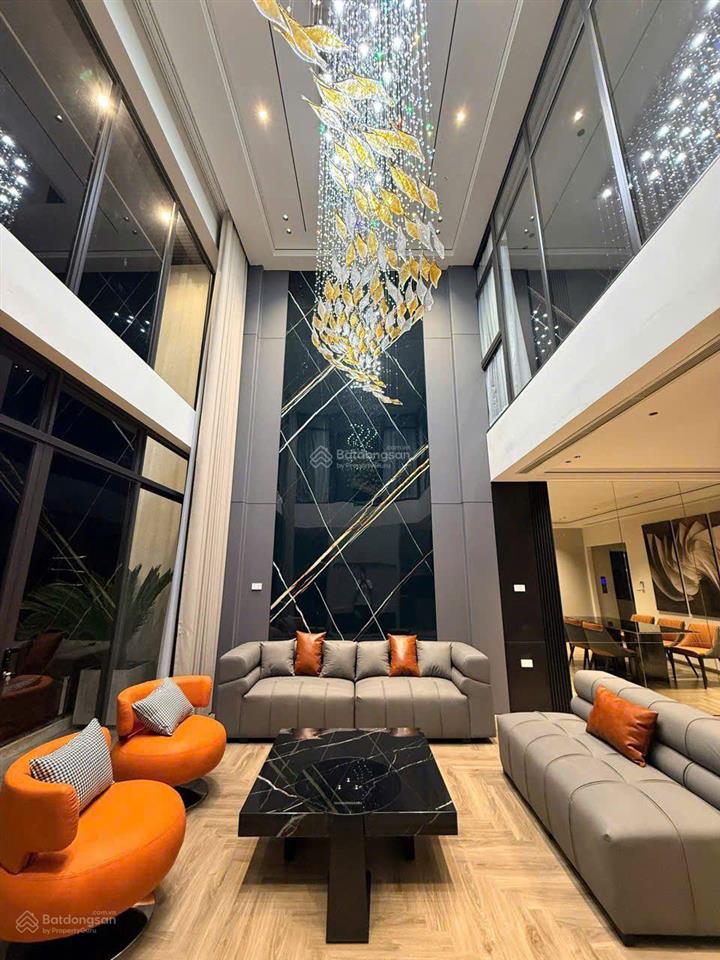 Nhà vip nguyễn sơn, mặt tiền bề thế, nâng tầm gia chủ