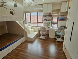 Nhà đẹp cổ linh, 1 nhà ra ô tô tránh thông, ô tô đỗ thoải mái giá tốt