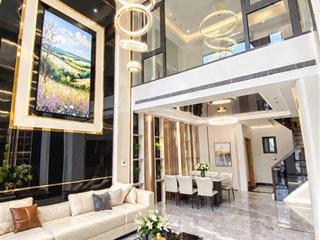 Nhà đẹp bồ đề, sát phố, view không giới hạn, ngõ ô tô tải thông, giá tốt