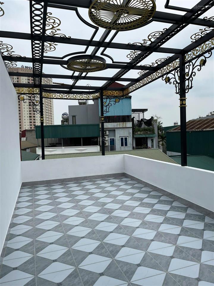 Dân xây thạch bàn, aeon chỉ 300m, ô tô cách 1 nhà giá tốt